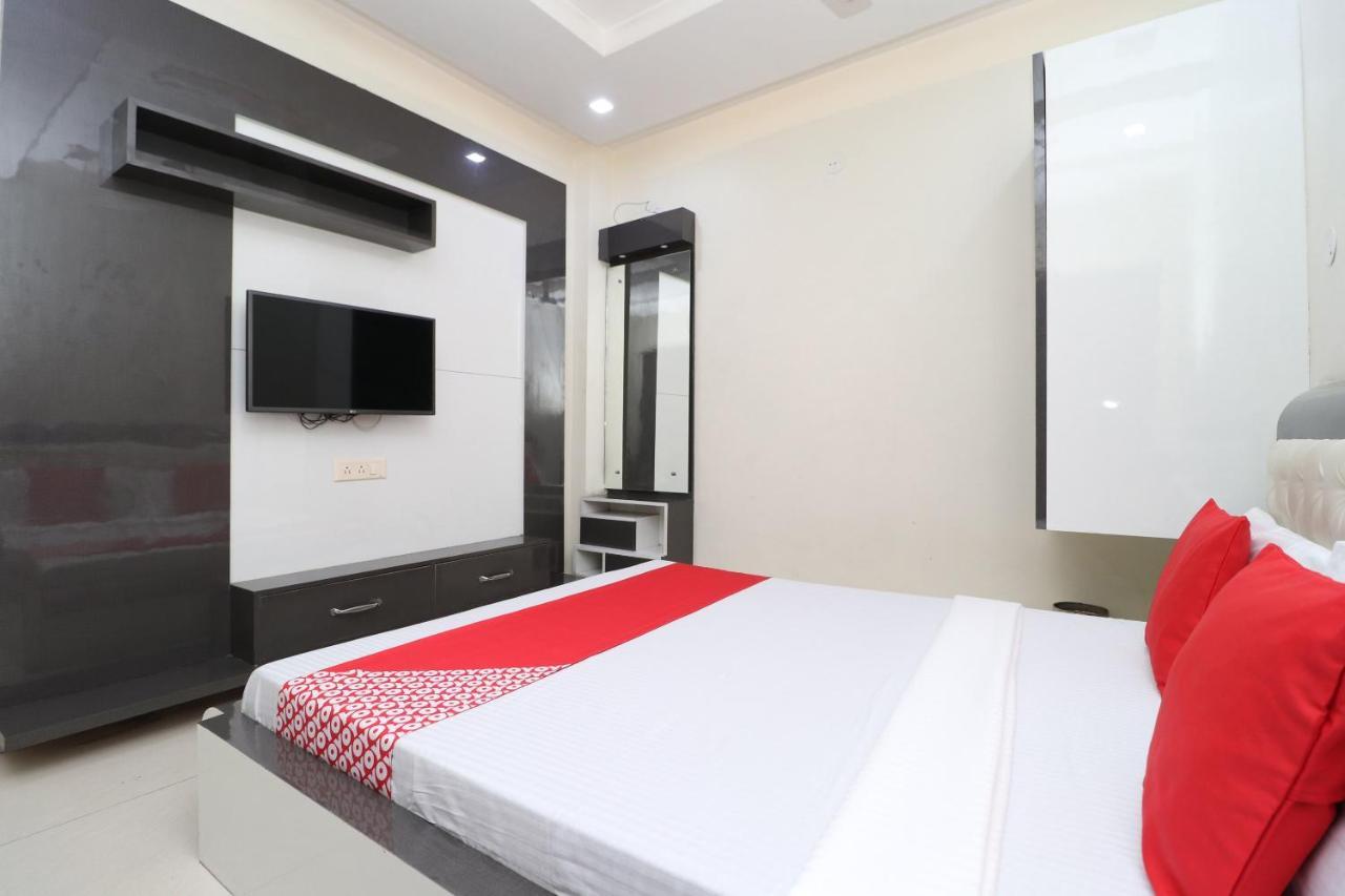 Oyo 29637 Hotel Kakkar Ludhiana Eksteriør billede